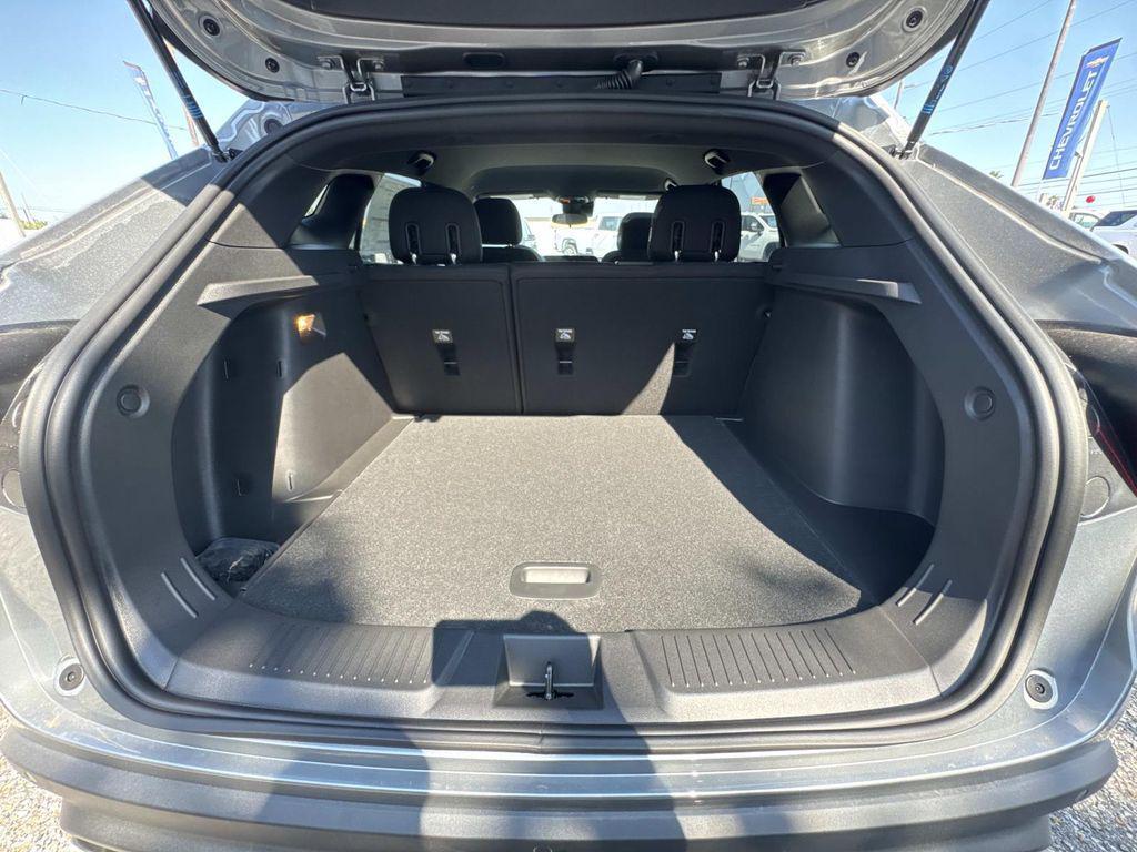 new 2026 Chevrolet Trax car, priced at $24,985