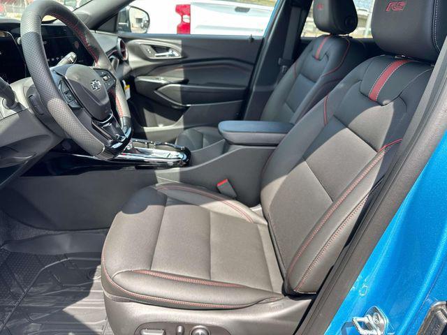 new 2025 Chevrolet Trax car, priced at $27,185