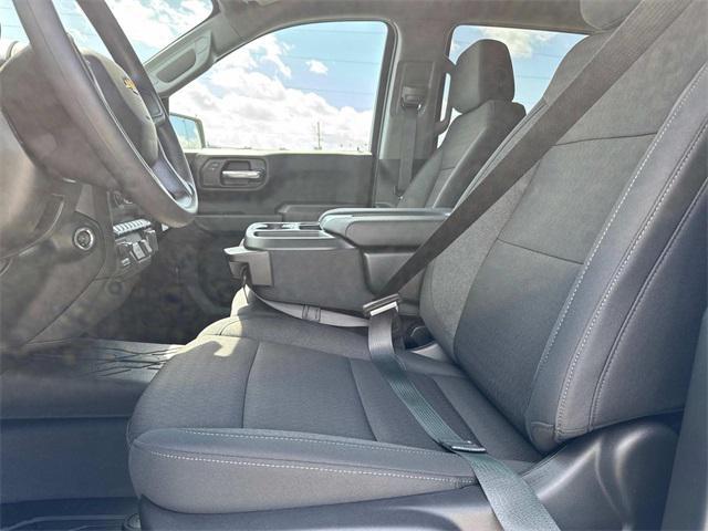 new 2025 Chevrolet Silverado 1500 car, priced at $40,090