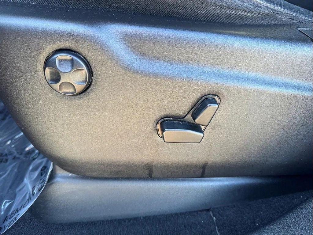 used 2019 Jeep Grand Cherokee car, priced at $20,497