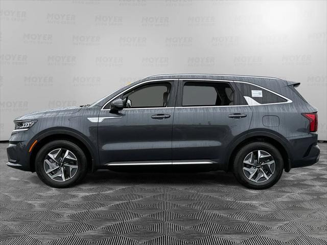 used 2022 Kia Sorento Hybrid car, priced at $31,978