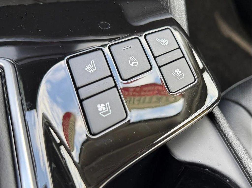 used 2024 Kia Sportage car, priced at $34,184