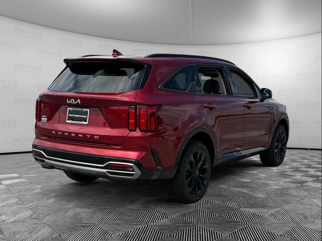 used 2022 Kia Sorento car, priced at $31,098