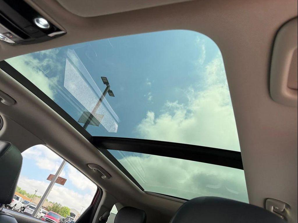 used 2022 Kia Sorento car, priced at $31,098