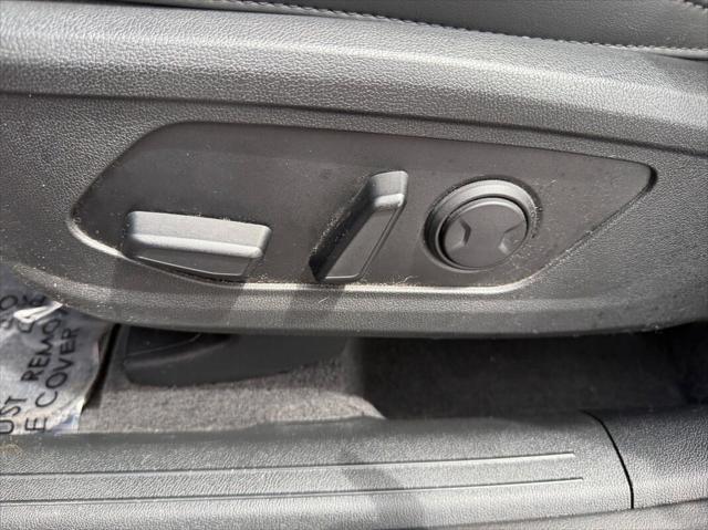 used 2022 Kia Sorento car, priced at $32,499
