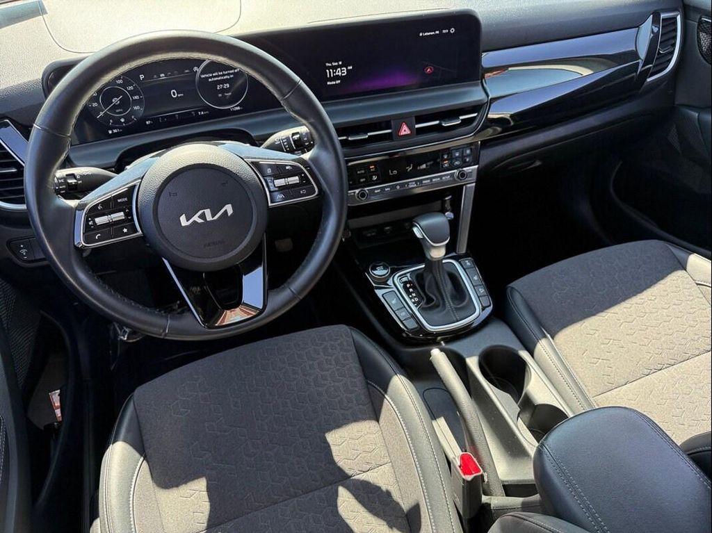 used 2024 Kia Seltos car, priced at $25,297