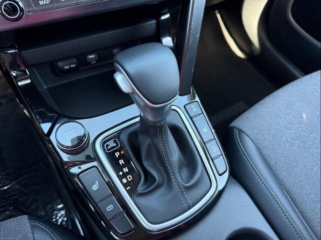 used 2024 Kia Seltos car, priced at $25,297