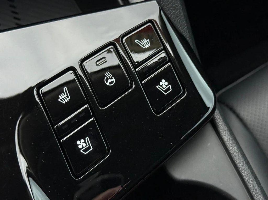 used 2023 Kia Sportage Hybrid car, priced at $34,982