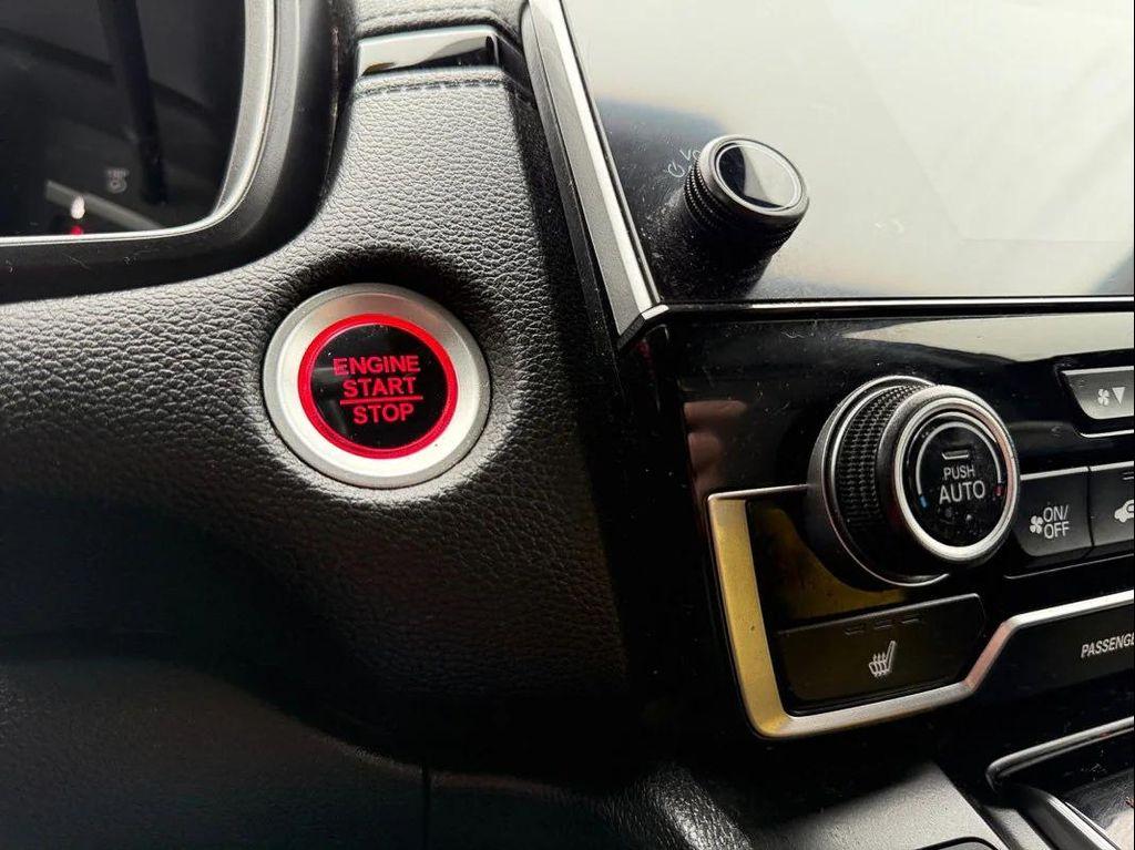 used 2021 Honda CR-V car, priced at $21,696