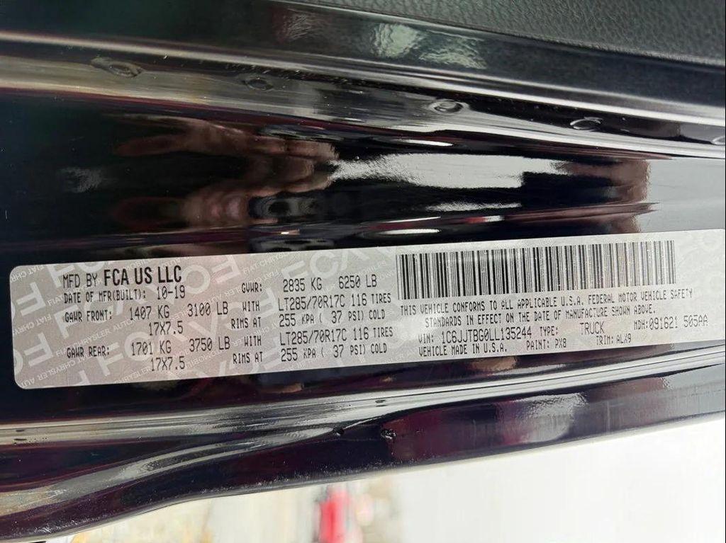 used 2020 Jeep Gladiator car, priced at $30,999