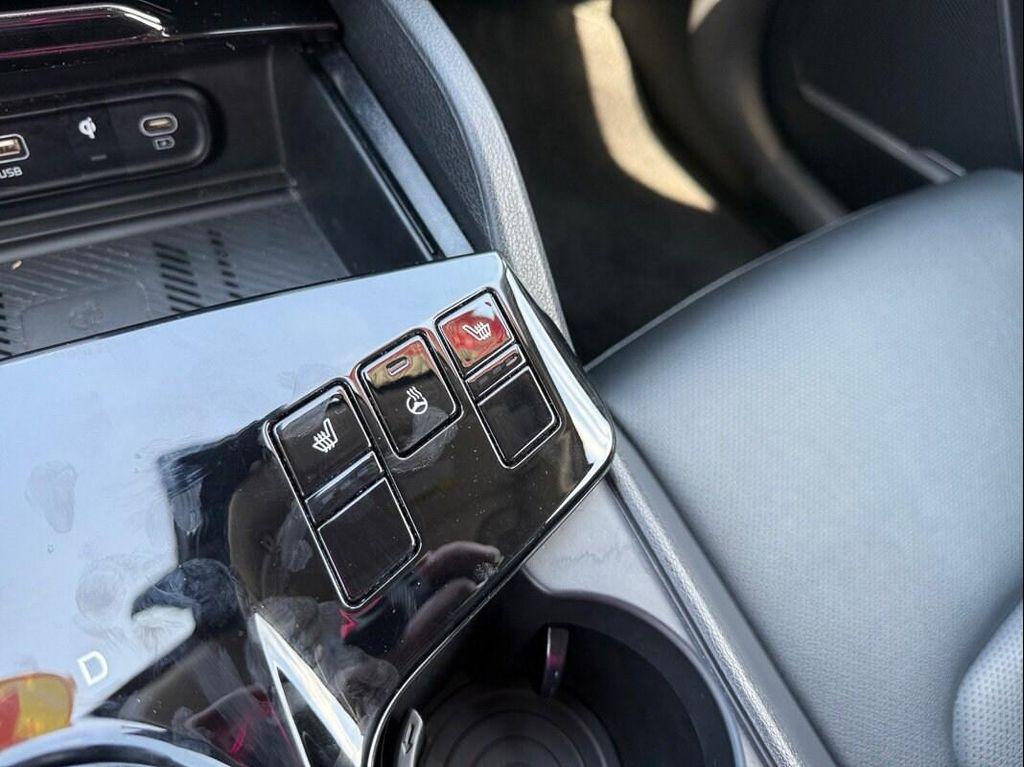 used 2023 Kia Sportage Hybrid car, priced at $28,899