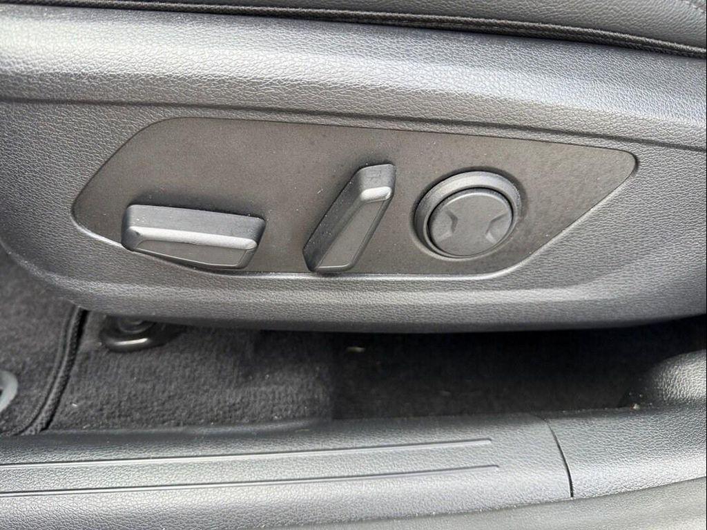 used 2023 Kia Sportage car, priced at $30,889