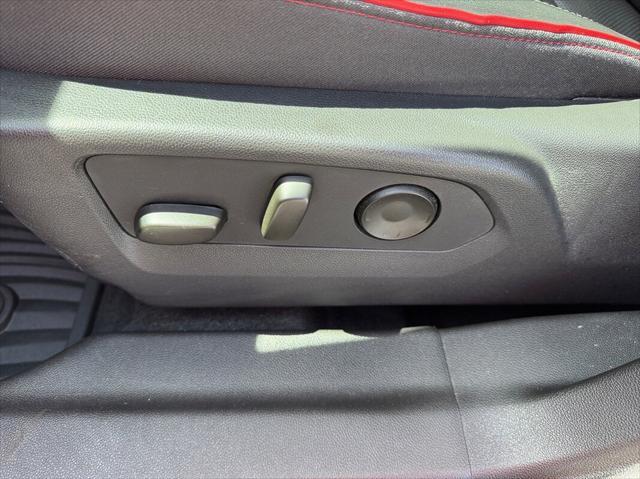 used 2022 Buick Envision car, priced at $29,998