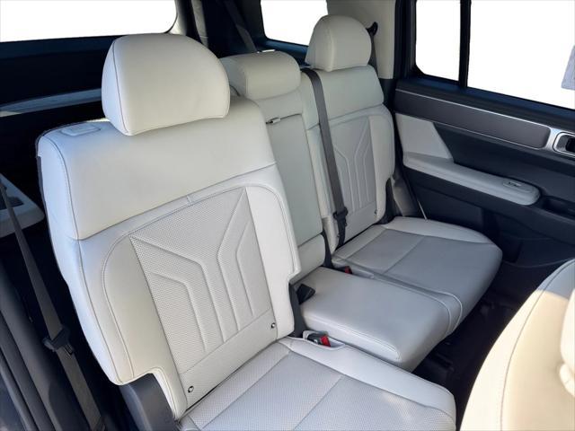 used 2025 Hyundai Santa Fe car, priced at $35,749