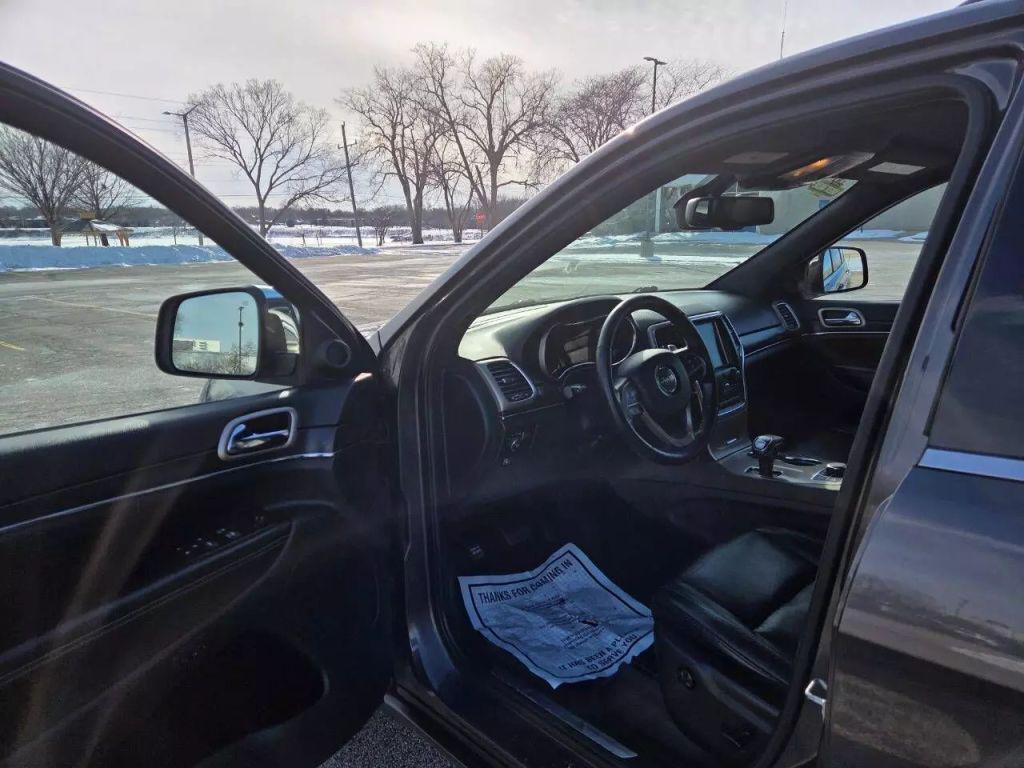 used 2015 Jeep Grand Cherokee car, priced at $10,495
