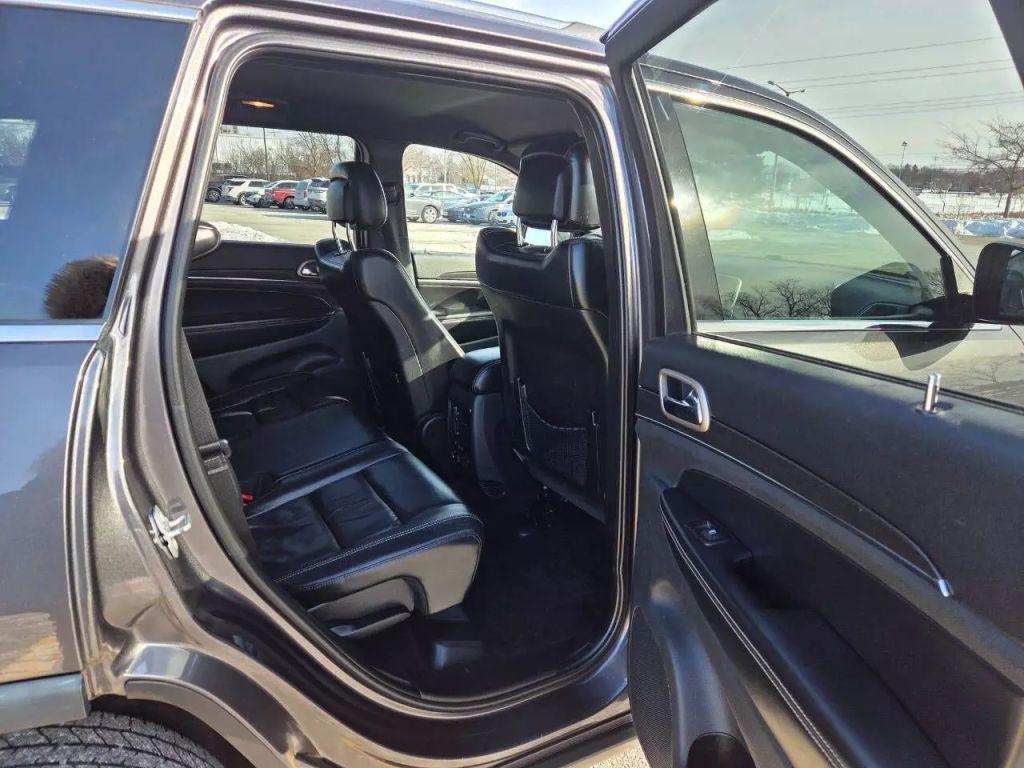 used 2015 Jeep Grand Cherokee car, priced at $10,495