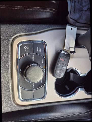 used 2015 Jeep Grand Cherokee car, priced at $11,997