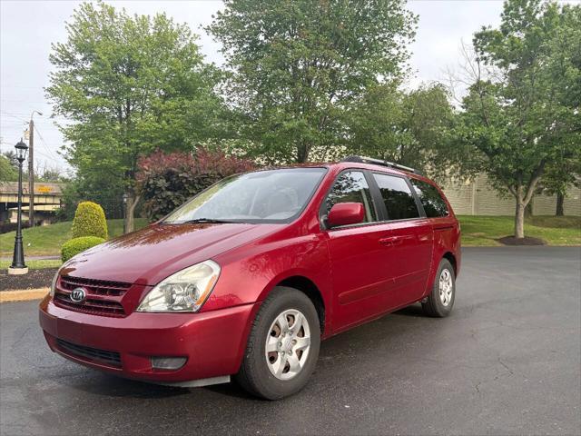 used 2008 Kia Sedona car, priced at $5,499