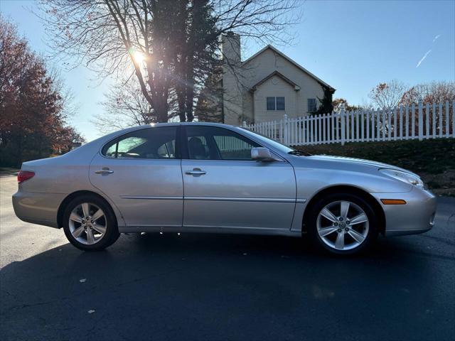 used 2005 Lexus ES 330 car, priced at $5,499