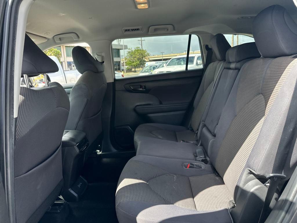 used 2023 Toyota Highlander car, priced at $36,500