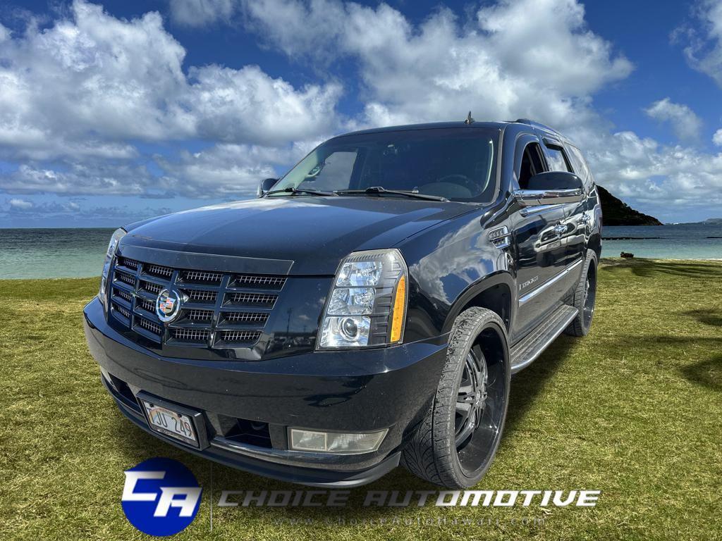 used 2008 Cadillac Escalade car, priced at $12,500