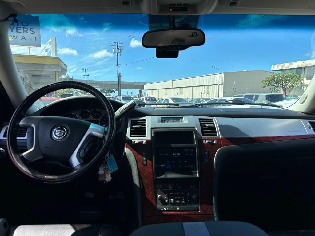 used 2008 Cadillac Escalade car, priced at $12,500