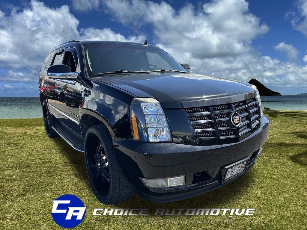used 2008 Cadillac Escalade car, priced at $12,500