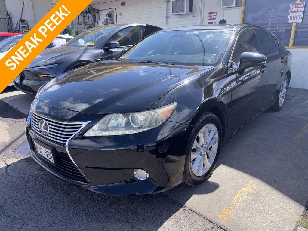 used 2013 Lexus ES 300h car, priced at $16,500