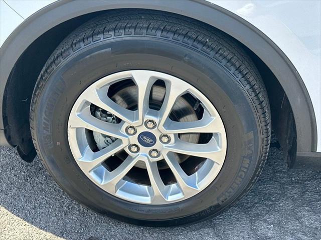 used 2022 Ford Escape car, priced at $22,000