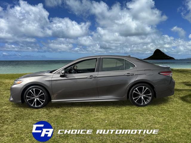 used 2018 Toyota Camry Hybrid car, priced at $18,500