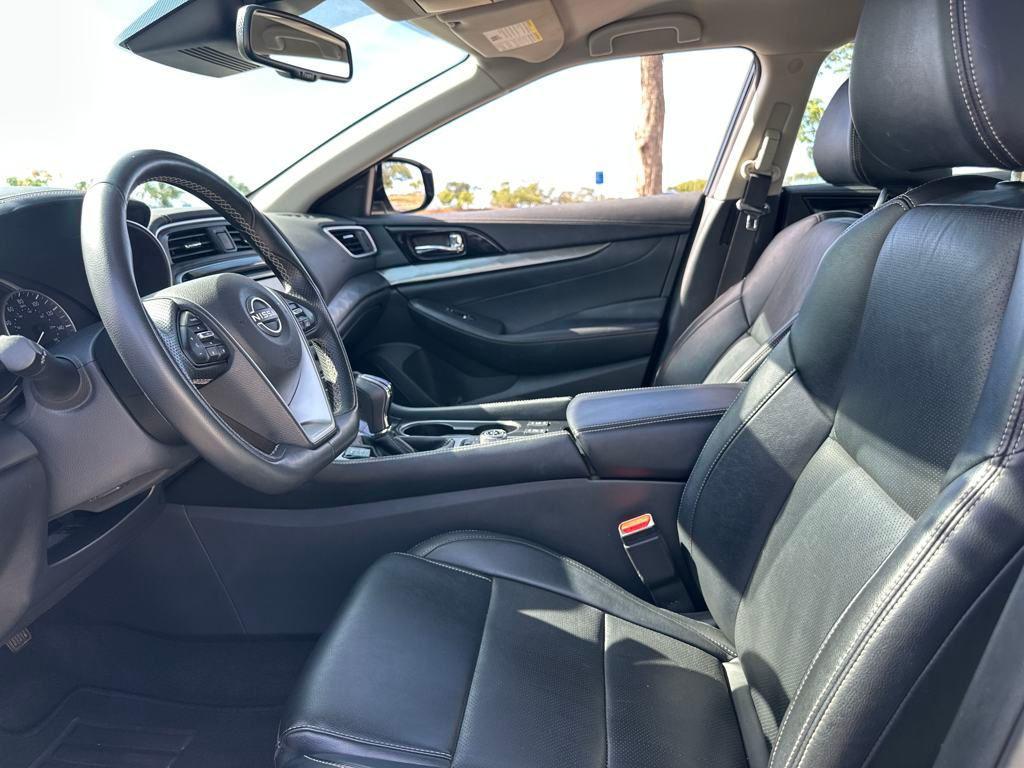 used 2023 Nissan Maxima car, priced at $25,000