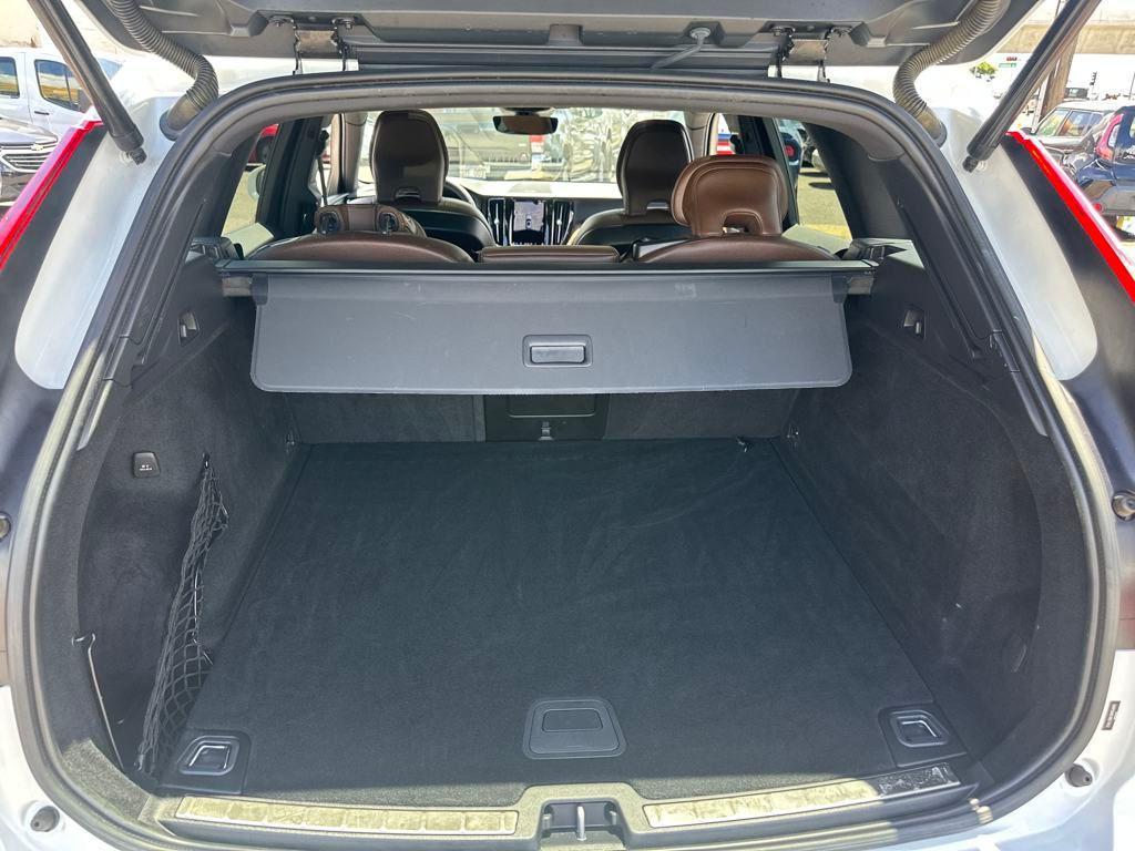 used 2022 Volvo XC60 car, priced at $32,500