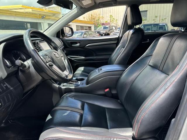 used 2019 Toyota Highlander car, priced at $27,000