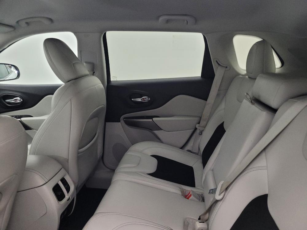 used 2021 Jeep Cherokee car, priced at $19,295