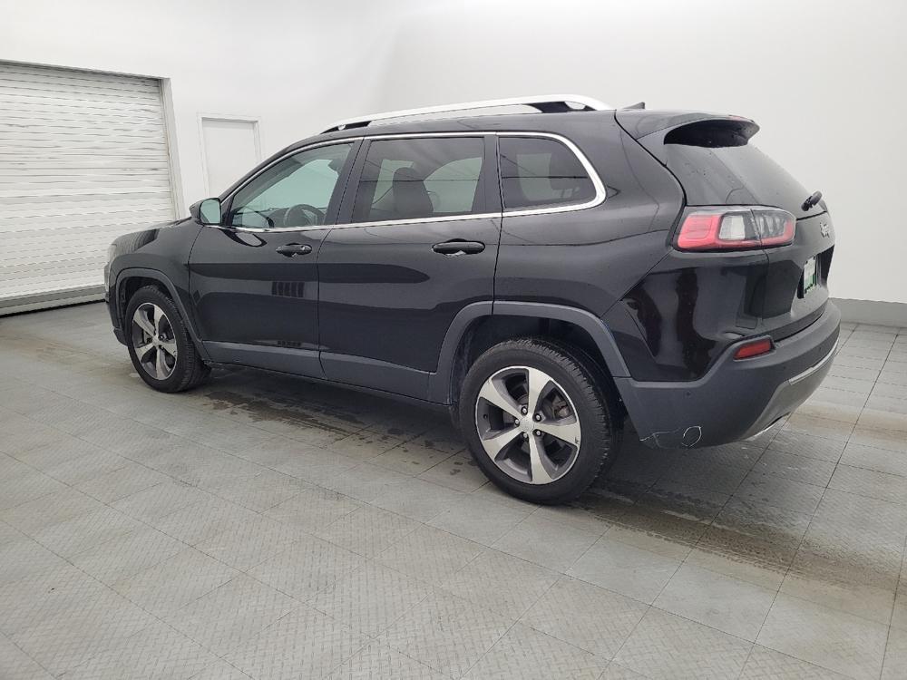 used 2020 Jeep Cherokee car, priced at $16,695