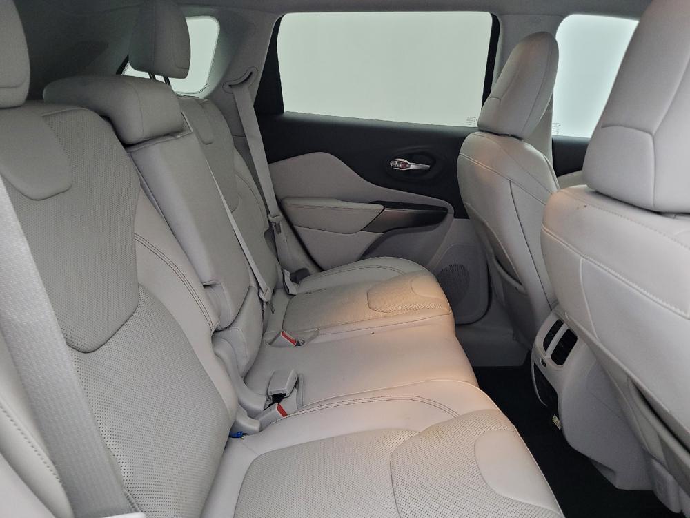 used 2020 Jeep Cherokee car, priced at $16,695