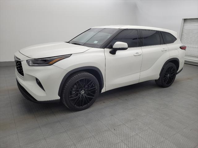 used 2021 Toyota Highlander car, priced at $33,195