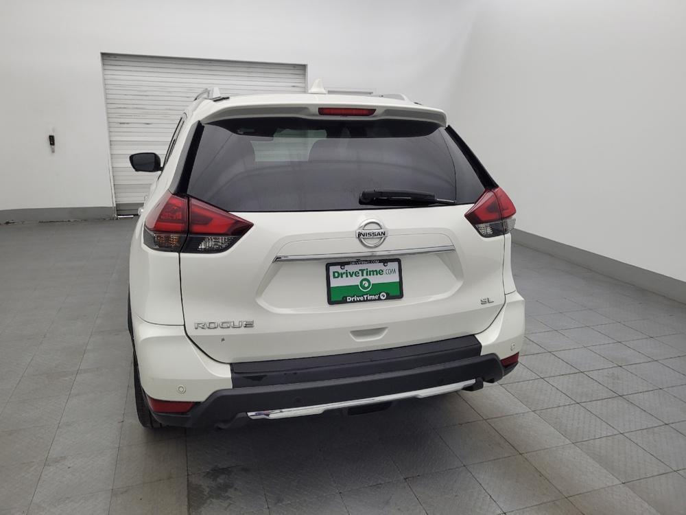 used 2019 Nissan Rogue car, priced at $18,395