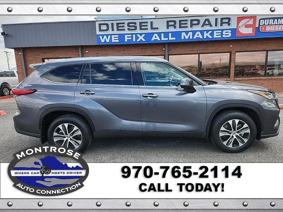 used 2021 Toyota Highlander car, priced at $35,000