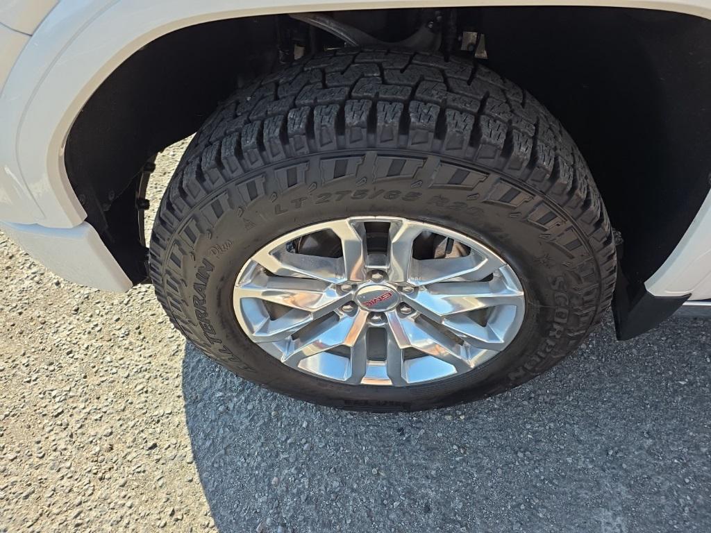 used 2020 GMC Sierra 1500 car, priced at $38,432