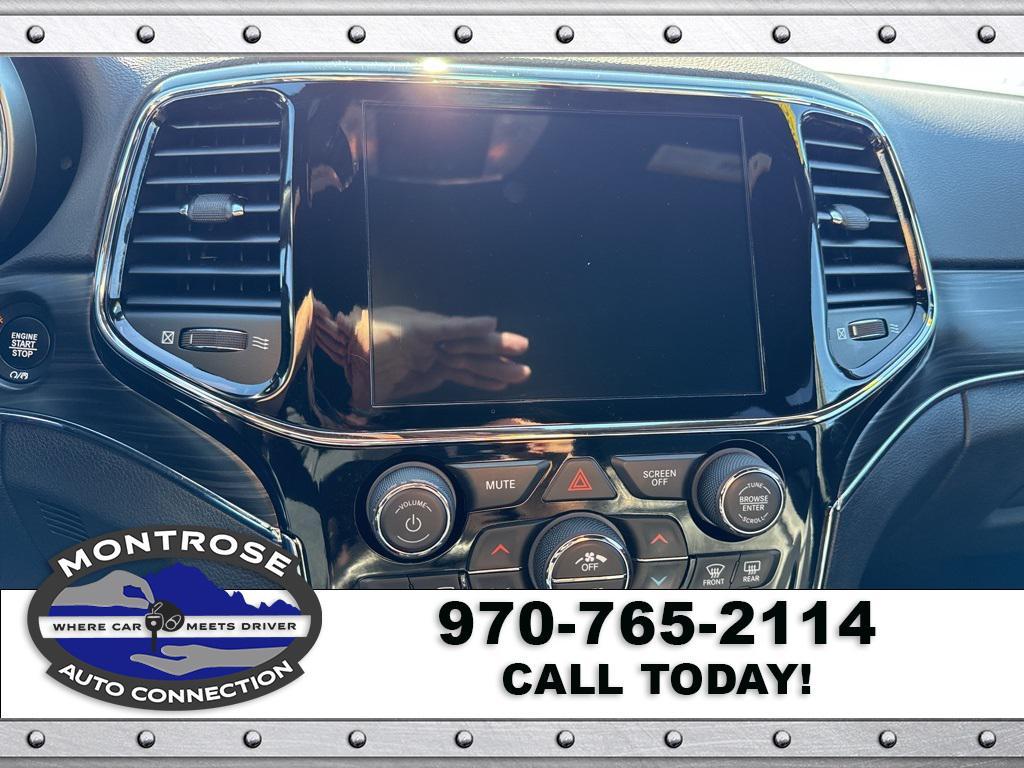 used 2020 Jeep Grand Cherokee car, priced at $24,490