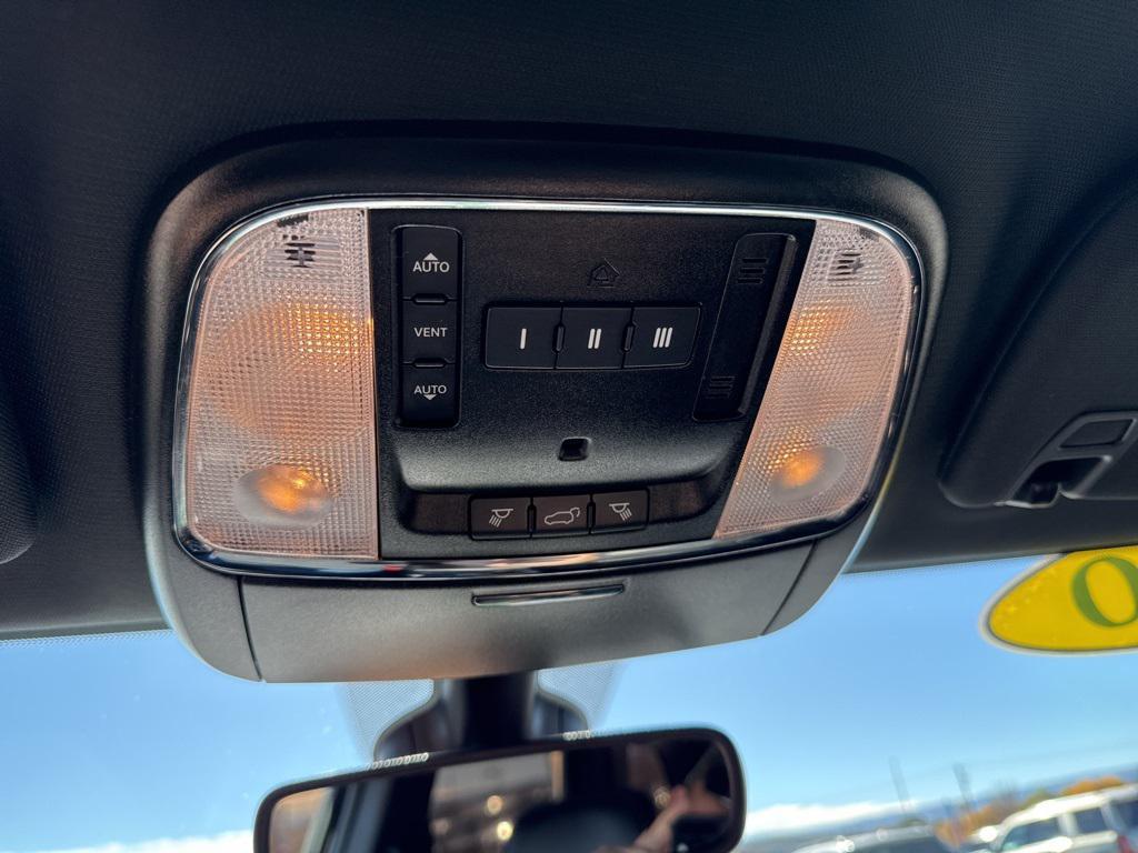 used 2020 Jeep Grand Cherokee car, priced at $24,490