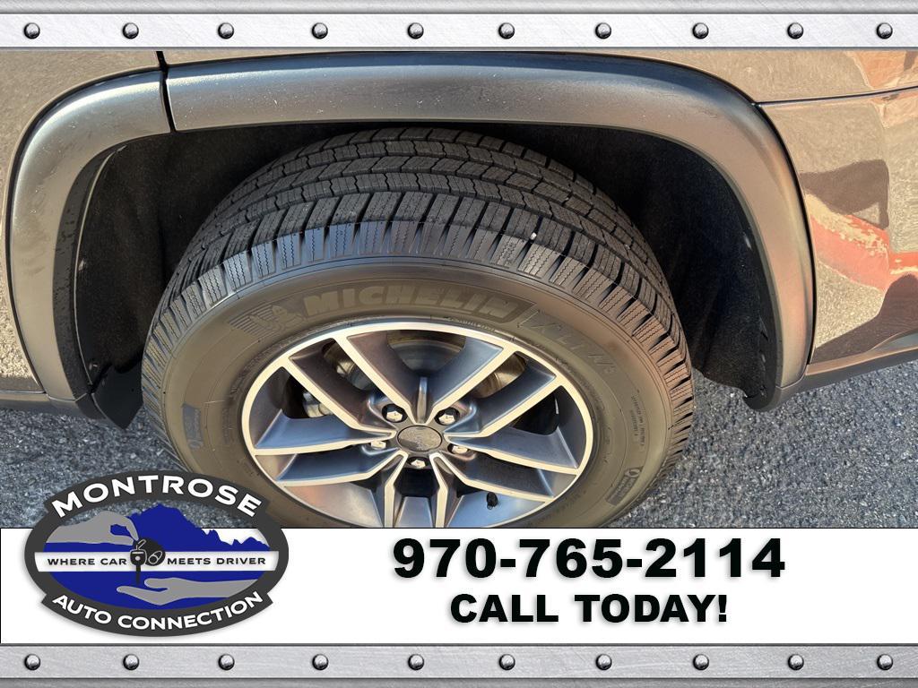 used 2020 Jeep Grand Cherokee car, priced at $24,490