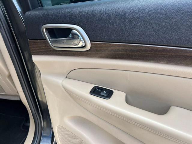 used 2015 Jeep Grand Cherokee car, priced at $10,995