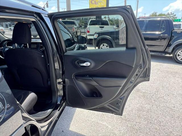 used 2016 Jeep Cherokee car, priced at $7,995