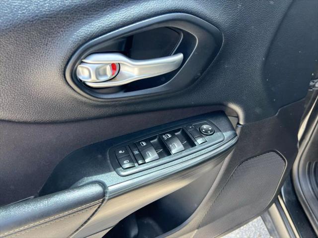 used 2016 Jeep Cherokee car, priced at $7,995