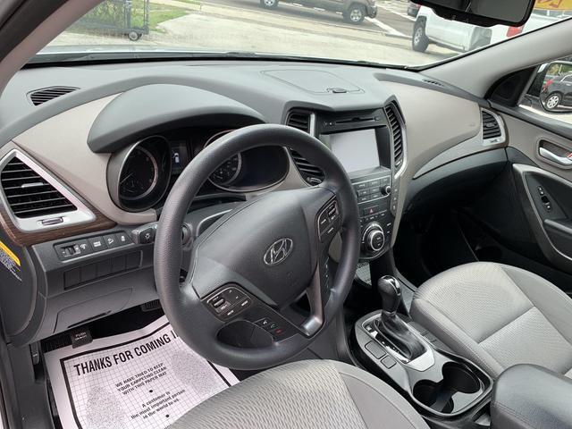 used 2017 Hyundai Santa Fe car