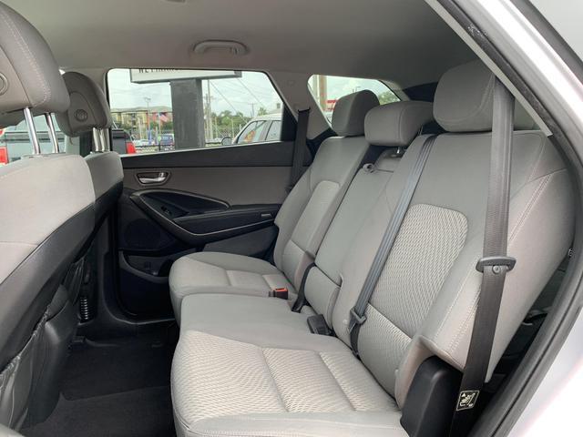 used 2017 Hyundai Santa Fe car