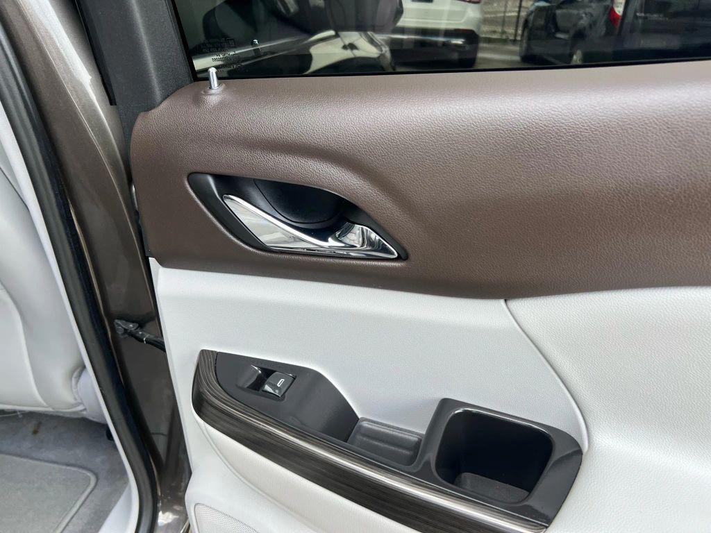 used 2019 GMC Acadia car, priced at $14,995
