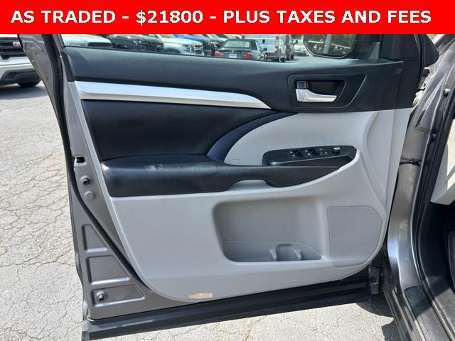 used 2018 Toyota Highlander car, priced at $21,800